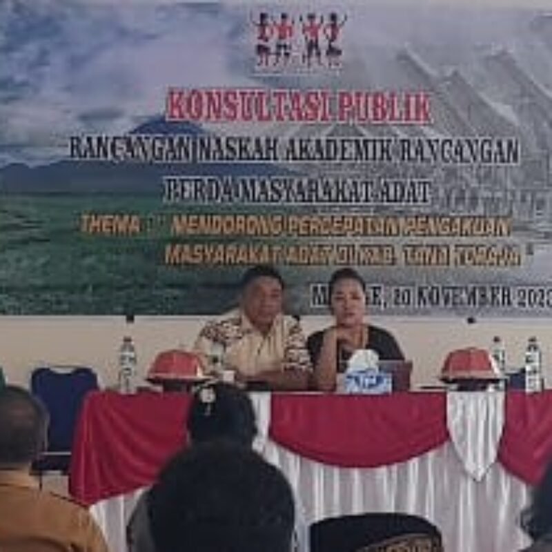 Tomas Protes,  Gandangbatu dan Sillanan Tak Diakui Sebagai Satu Wilayah Adat