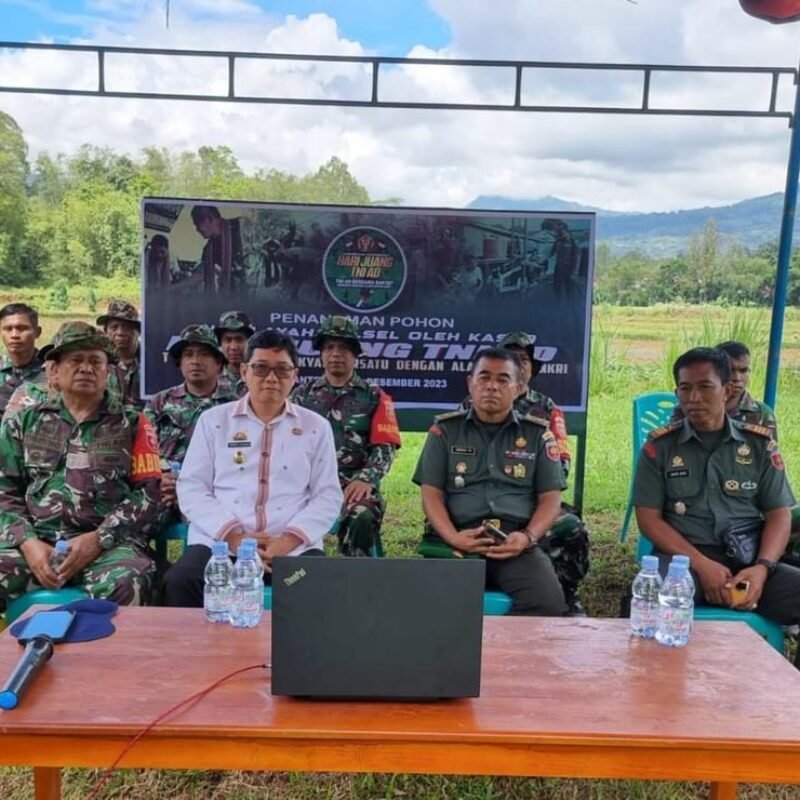 Wabup Toraja Utara Canangkan   Tanam Hati Untuk Alam Dengan Tanam Pohon