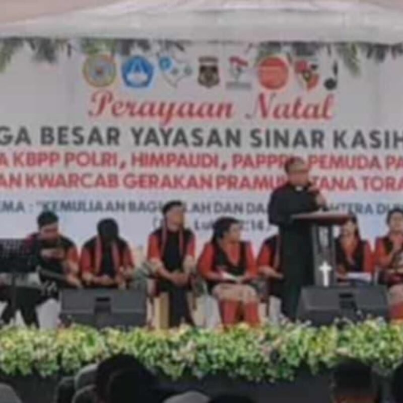 Natal Bersama Keluarga Besar Yayasan  Sinar Kasih Sarat Makna Pesan Sukacita