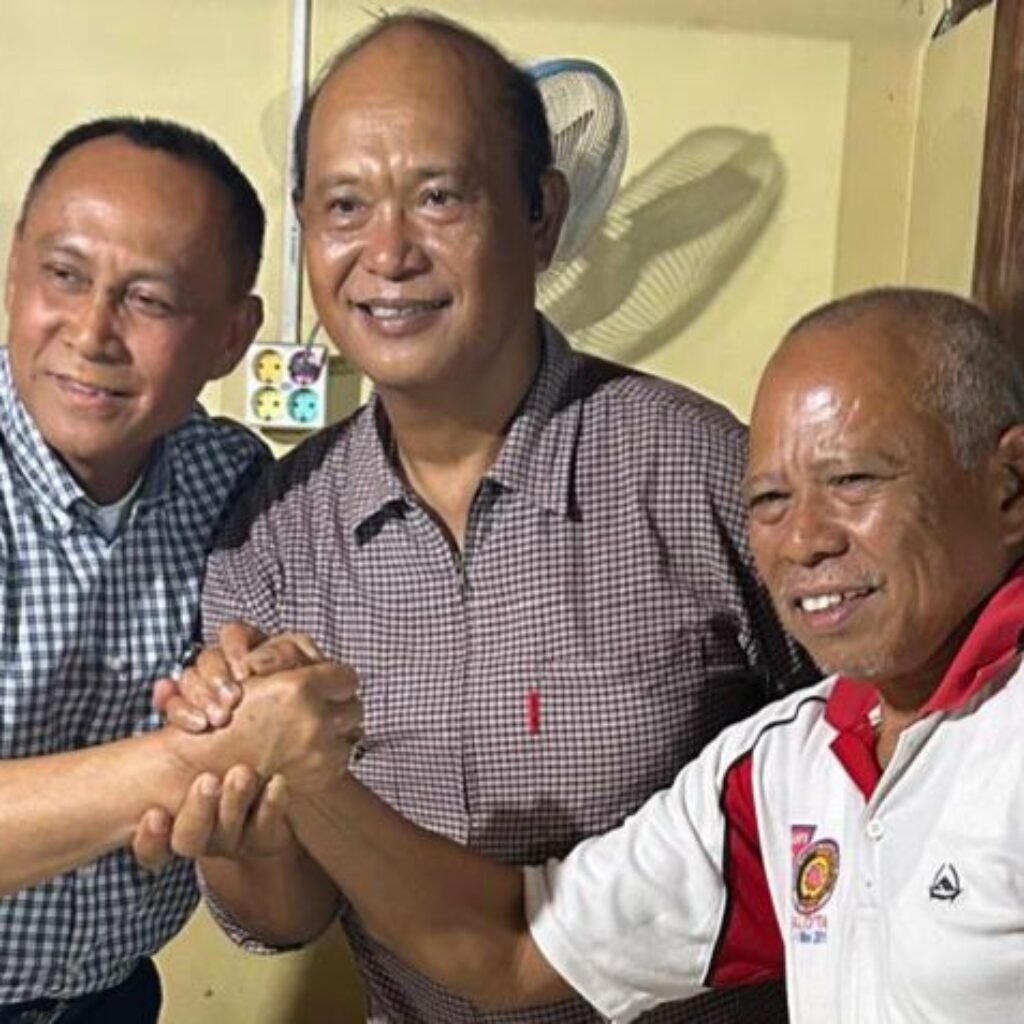 Victor – John Kompak Jenguk Yohanis Kiding Sesepuh Toraja Barat