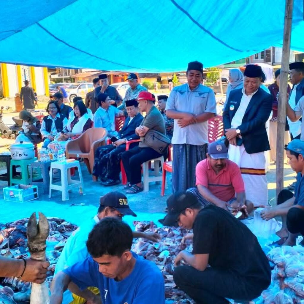 Antusias Warga Sumbangkan Hewan Kurban Rayakan Idul Adha di Mamasa Melonjak, ini Kesan Bupati