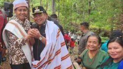 Ketemu di HUT Gereja Toraja , Welem Ajak Menhut RI Raja Juli ke Mamasa