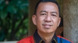Digoda Terjun Di Ajang Politik, Begini Reaksi  Roni Manga
