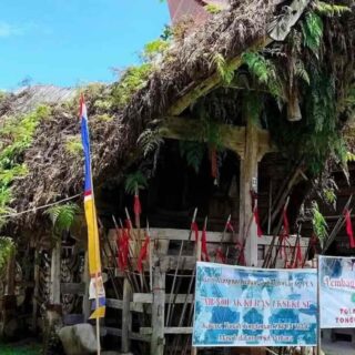 Jalan Buntu Menuju Eksekusi Rumah Adat, Pemda Diminta Gelar Kombongan