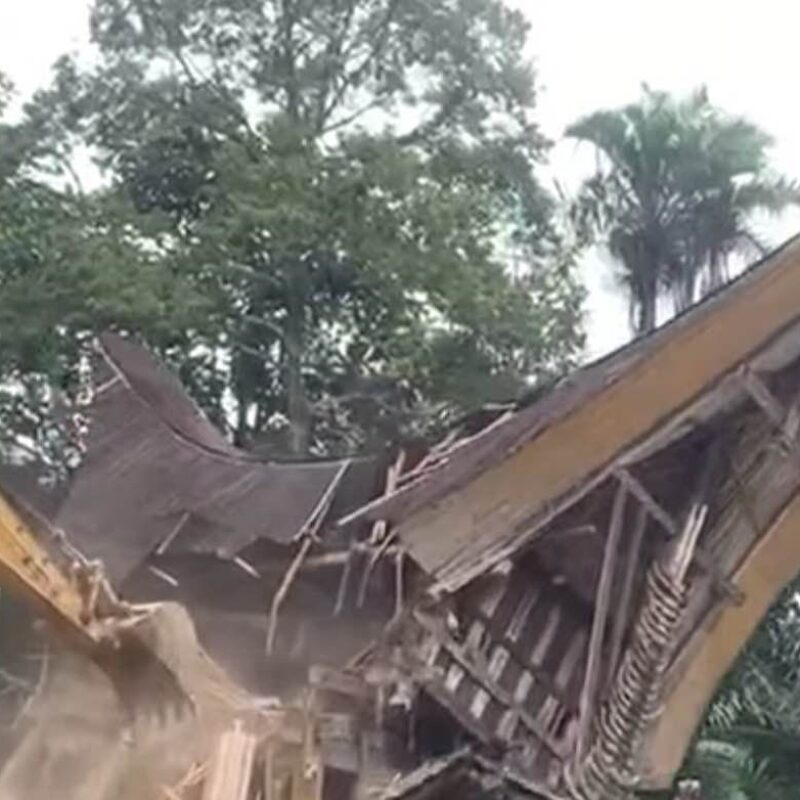 Darurat Eksekusi Segera Lindungi Tongkonan Untuk Jadi Cagar Budaya Daerah