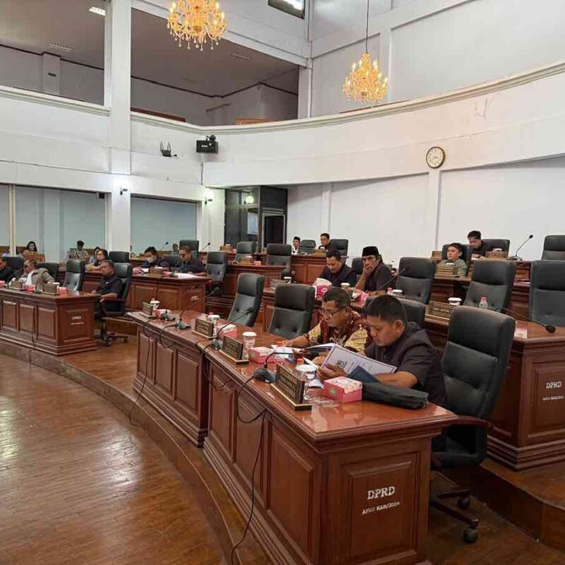 Nyaris Tak Kourum, ‘Dendam’ DPRD Tetapkan APBD Belum Usai