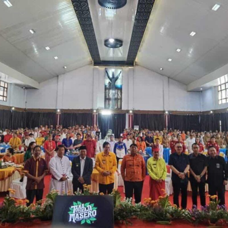 Toraya Ma’ Kombongan, Bupati ; Yang Berperan Tokoh Adat, Pemda Hanya  Memfasilitasi