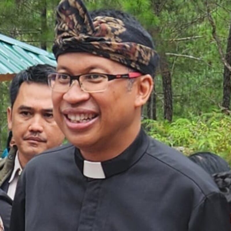 HUT  Gereja Toraja ; Toraja Mengajar, Menjaga Mimpi Anak Negeri Raih Sukses Ditengah Ketatnya Persaingan