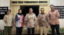 Menjemput Harapan Warga, Bupati Zadrak Perjuangkan Jembatan Gantung di Kementerian PU