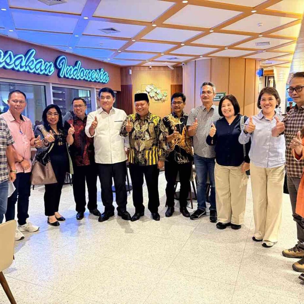 Amazing Mamasa di Bulan Mamase, Bupati Welem – Ketua PMTI Bertemu