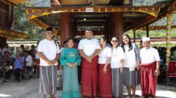 Di Bawah Naungan Tongkonan Batu Buakayu : Simfoni Syukur Pernikahan Wandy dan Kenny