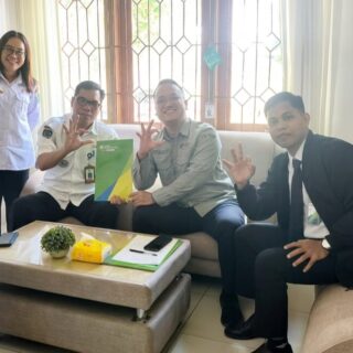 Camat Tomoni Timur Dukung Gerakan RT/RW Sadar BPJS Ketenagakerjaan