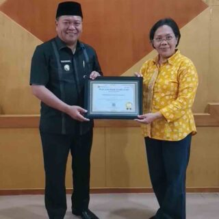 Tepat Waktu Salurkan Anggaran, Mamasa Raih Penghargaan Kemenkeu