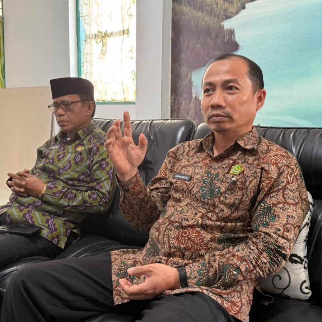 Dituding Pungli, Kepala Kemenag Tana Toraja Justru Tantang APH Lakukan Pemeriksaan
