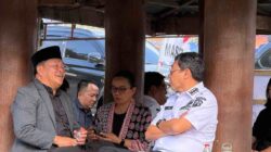 Dua Bupati ‘PKB’ Melayat di Tongkonann Parappo