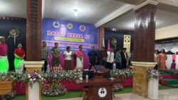 Nostalgia  Bupati Zadrak dan Unjuk Bakat Penyanyi Cilik Mamasa Warnai Pembukaan Raker IV SMGT