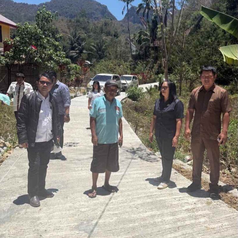 Diduga Bermasalah, Komisi III DPRD Tana Toraja Tinjau Proyek Swakelola Pokmas di Lemo