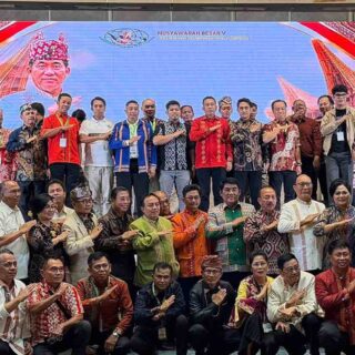 YSK Oppo Pimpin PMTI, Sekjen Lama Terdepak ?